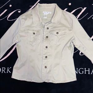 💛Tan Jean jacket💛